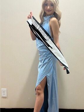 Satin Light Blue High-Slit Halter Prom Dress